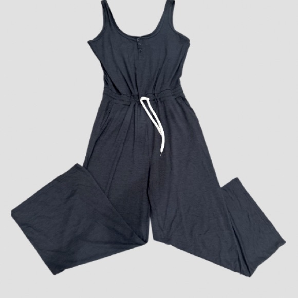 Vuori “Falls” Wide Leg Stylish Jumpsuit in Midnight Heather Size Medium - Picture 2 of 6